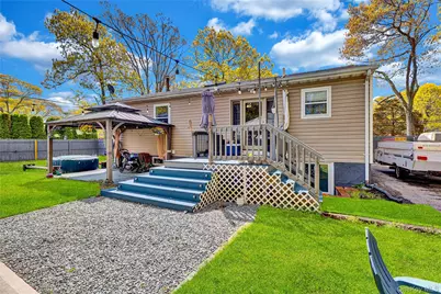 59 Dawn Drive, Shirley, NY 11967 - Photo 23