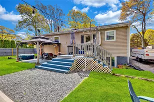 59 Dawn Dr, Shirley, NY 11967 - Photo 23