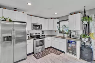 59 Dawn Dr, Shirley, NY 11967 - Photo 7