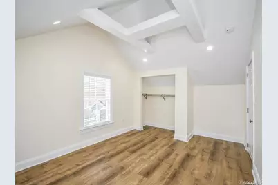 1667A Northern Boulevard #A, Roslyn, NY 11576 - Photo 9