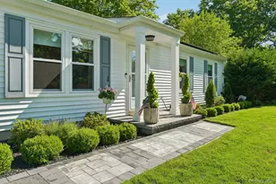 11 Centerview Trail, Ridge, NY 11961 - Photo 3