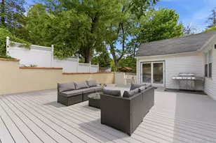 3-19 38th Rd, Douglaston, NY 11363 - Photo 29