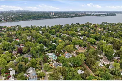 319 38th Road, Douglaston, NY 11363 - Photo 39