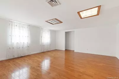 319 38th Road, Douglaston, NY 11363 - Photo 25