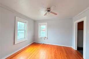 8 Roberts St, Middletown, NY 10940 - Photo 3