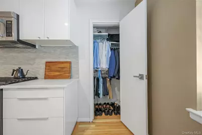 52 Lafayette Place #1F, Greenwich, CT 06830 - Photo 5