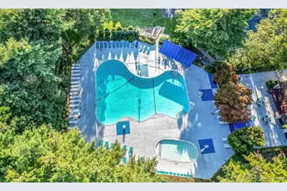 65 Richmond Boulevard #1B, Ronkonkoma, NY 11779 - Photo 3