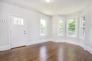 114 Sea Cliff Ave, Glen Cove, NY 11542 - Photo 3