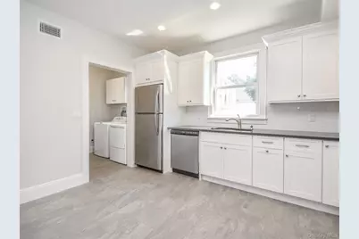 114 Sea Cliff Avenue #apt. 1, Glen Cove, NY 11542 - Photo 21