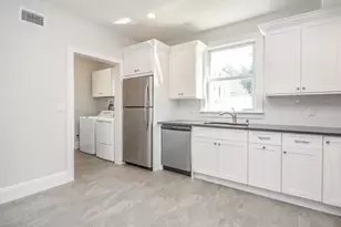 114 Sea Cliff Ave, Glen Cove, NY 11542 - Photo 21