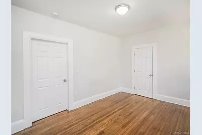 114 Sea Cliff Avenue #apt. 1, Glen Cove, NY 11542 - Photo 15