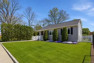 89 Parliament Pl, North Babylon, NY 11703 - Photo 17