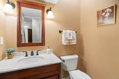 51 Eagle Circle, Bohemia, NY 11716 - Photo 29