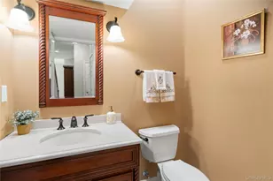 51 Eagle Cir, Bohemia, NY 11716 - Photo 29