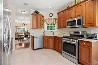 51 Eagle Circle, Bohemia, NY 11716 - Photo 17