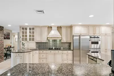 37 Pine Ridge Drive, Smithtown, NY 11787 - Photo 19