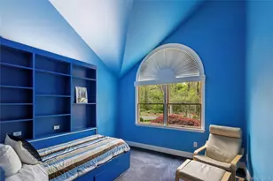 37 Pine Ridge Dr, Smithtown, NY 11787 - Photo 35