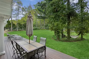 37 Pine Ridge Dr, Smithtown, NY 11787 - Photo 9