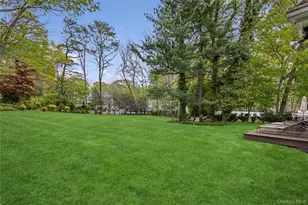 37 Pine Ridge Dr, Smithtown, NY 11787 - Photo 45