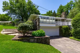 42 Yates Blvd, Poughkeepsie, NY 12601 - Photo 3
