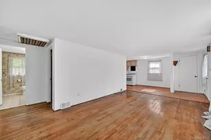 11 Bradley Ln, Walden, NY 12586 - Photo 9