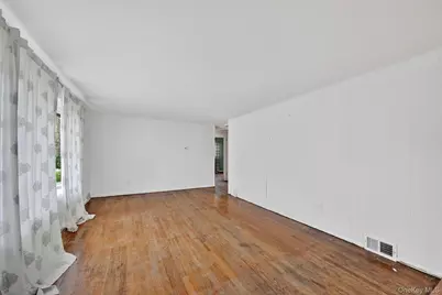 11 Bradley Lane, Walden, NY 12586 - Photo 7