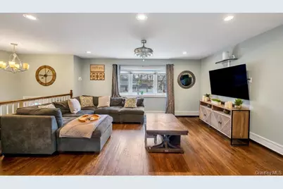 1391 N Windsor Avenue, Bay Shore, NY 11706 - Photo 7