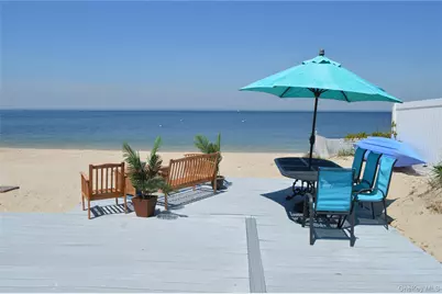 20 Greenwich Avenue, Bayville, NY 11709 - Photo 7