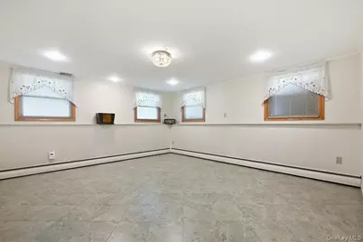 220 Eastlake Avenue, Massapequa Park, NY 11762 - Photo 21
