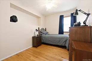 220 Eastlake Ave, Massapequa Park, NY 11762 - Photo 15