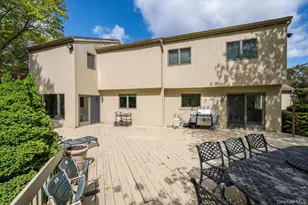 38 Tamara Ct, Melville, NY 11747 - Photo 23