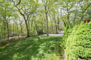 38 Tamara Ct, Melville, NY 11747 - Photo 25