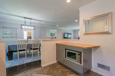 36 Beverly Road, New Rochelle, NY 10804 - Photo 7