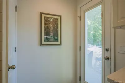 36 Beverly Road, New Rochelle, NY 10804 - Photo 11