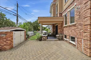 79 Tier St, Bronx, NY 10464 - Photo 39