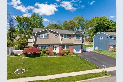 18 Valley Drive, Nanuet, NY 10954 - Photo 1