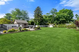 16 West St, West Islip, NY 11795 - Photo 23