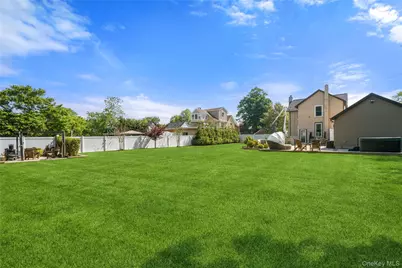 16 West Street, West Islip, NY 11795 - Photo 25