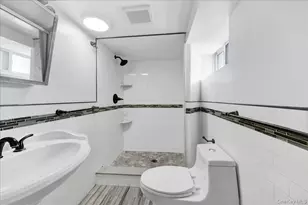276 Revere Ave, Bronx, NY 10465 - Photo 25