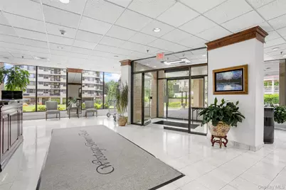 25 Rockledge Avenue #614E, White Plains, NY 10601 - Photo 5