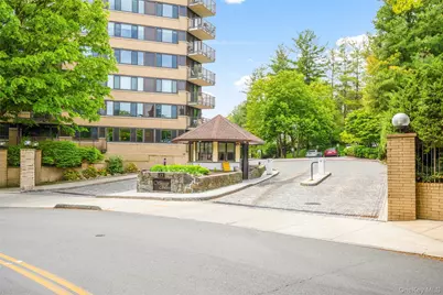 25 Rockledge Avenue #614E, White Plains, NY 10601 - Photo 1
