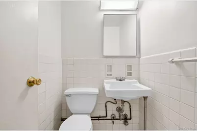 4370 Kissena Boulevard #Ste L, Flushing, NY 11355 - Photo 11