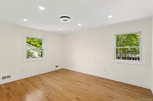 15 Locust Rd, Old Bethpage, NY 11804 - Photo 23