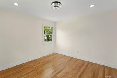 15 Locust Road, Old Bethpage, NY 11804 - Photo 21
