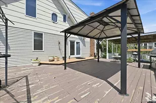 418 Myrtle Ave, West Islip, NY 11795 - Photo 33