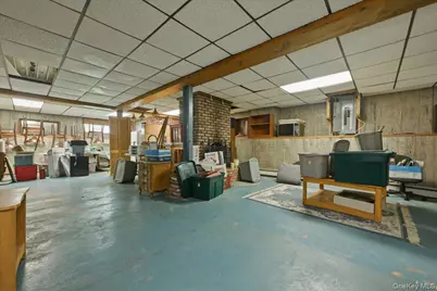 418 Myrtle Avenue, West Islip, NY 11795 - Photo 29