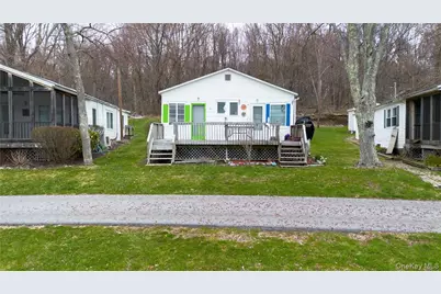 60 Hibiscus Cir #60, Hopewell Junction, NY 12533 - Photo 23