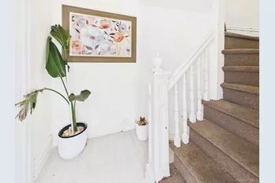 129 Morningside Place, Yonkers, NY 10703 - Photo 3