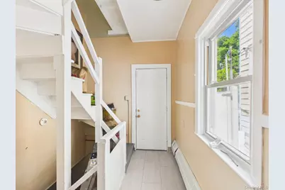 129 Morningside Place, Yonkers, NY 10703 - Photo 15