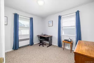 265 W Windsor Pkwy, Oceanside, NY 11572 - Photo 19
